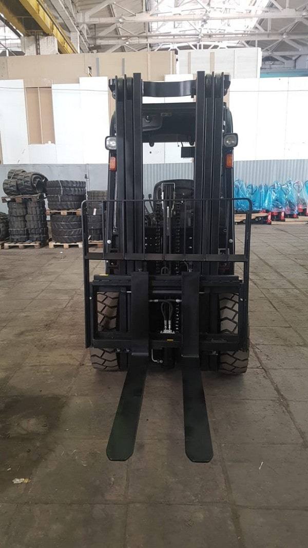 Автопогрузчик дизельный EP CPCD30T3